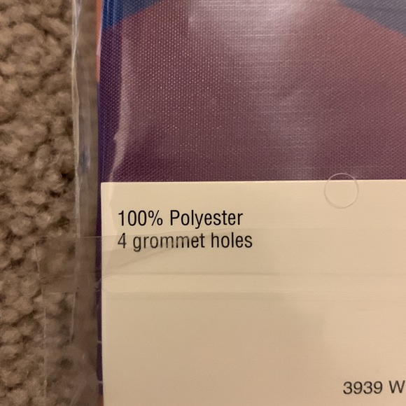 Pride banner - love is love - NWT - Picture 5 of 5